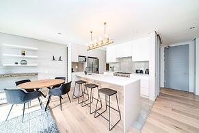 Deluxe Luxury 2 Bedroom Apartment, Seapoint