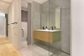 Deluxe Luxury 2 Bedroom Apartment, Seapoint