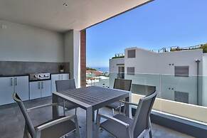 Deluxe Luxury 2 Bedroom Apartment, Seapoint