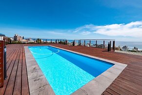 Deluxe Luxury 2 Bedroom Apartment, Seapoint