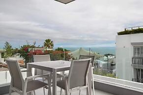 Deluxe Luxury 2 Bedroom Apartment, Seapoint