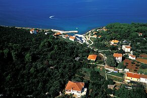 Room-caravan Near the sea 4