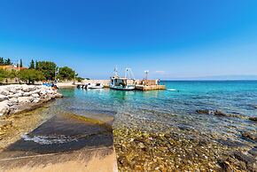 Room-caravan Near the sea 4