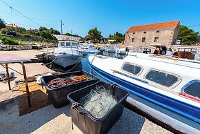 Room-caravan Near the sea 4