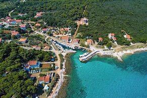 Room-caravan Near the sea 4