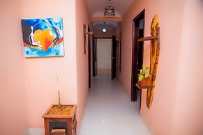 TOURACO SUITE HOTEL BUSINESS