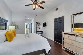 3 bed - Private Oasis - Completley Immaculate