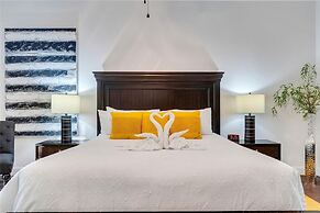 3 bed - Private Oasis - Completley Immaculate