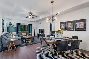 3 bed - Private Oasis - Completley Immaculate