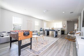 New Garage Theater - 2 Free Bottles of Wine