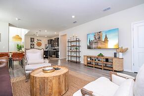 New Garage Theater - 2 Free Bottles of Wine