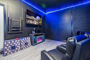 New Garage Theater - 2 Free Bottles of Wine