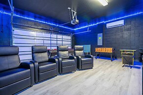 New Garage Theater - 2 Free Bottles of Wine