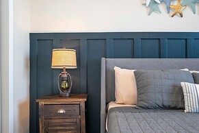 New Garage Theater - 2 Free Bottles of Wine