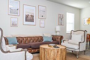 New Garage Theater - 2 Free Bottles of Wine