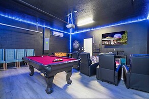 New Garage Theater - 2 Free Bottles of Wine