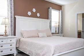 Free Pool Heat if you Stay in the Month of November