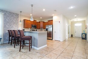 Free Pool Heat if you Stay in the Month of November