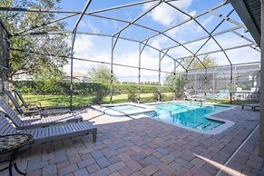 Free Pool Heat if you Stay in the Month of November