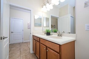 Free Pool Heat if you Stay in the Month of November