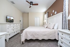 Free Pool Heat if you Stay in the Month of November