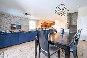 Free Pool Heat if you Stay in the Month of November