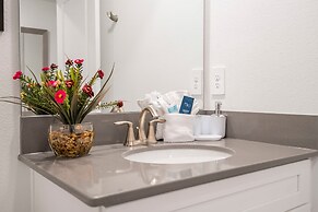 Unwind to Nature s Melody in Storey Lake