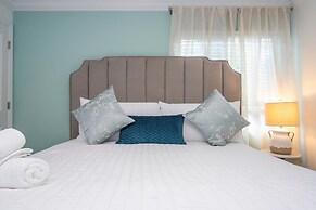 Unwind to Nature s Melody in Storey Lake