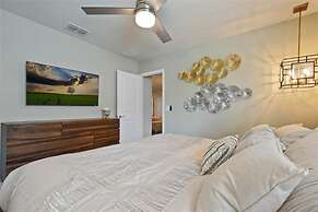 Unrivaled Amenities Unforgettable Comfort Await