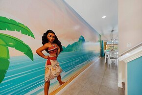 Welcome to Your Luxury Moana Villa