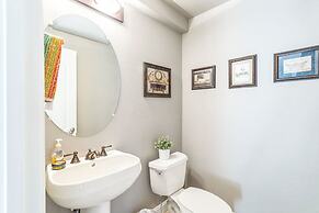 Beautiful Sunsets at 3BR Villa in Reno