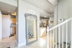 Beautiful Sunsets at 3BR Villa in Reno