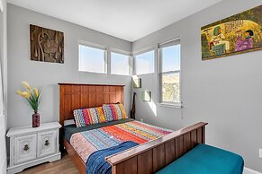 Beautiful Sunsets at 3BR Villa in Reno