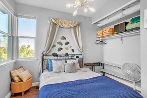 Beautiful Sunsets at 3BR Villa in Reno