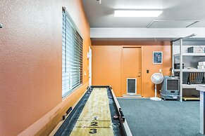 Beautiful Sunsets at 3BR Villa in Reno