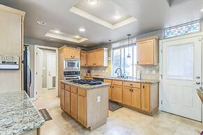 Beautiful Sunsets at 3BR Villa in Reno