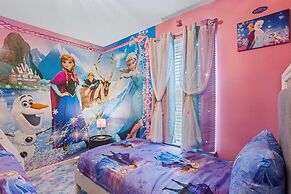 Brand New 5 bed Villa in Windsor Cay