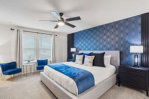 Brand New 5 bed Villa in Windsor Cay