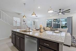 Brand New 5 bed Villa in Windsor Cay