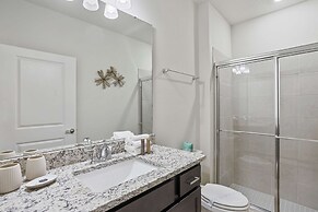 Brand New 5 bed Villa in Windsor Cay