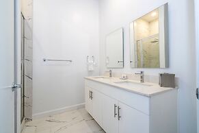 Brand new 4 Bed With Loft Villa for all