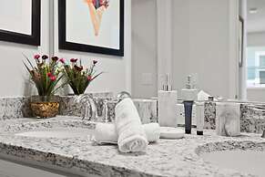 Free Pool Heat if you Stay in the Month of November