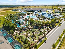 Free Pool Heat if you Stay in the Month of November