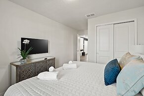 Free Pool Heat if you Stay in the Month of November