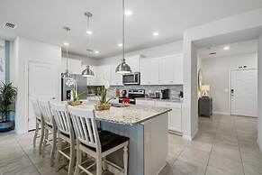 Free Pool Heat if you Stay in the Month of November