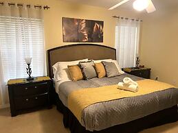 Private Pool Workspace Near All Attractions