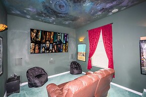 Enjoy Your own Water Slide and Free Pool Heat if you Stay in November