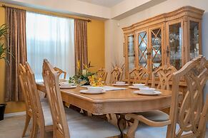 Enjoy Your own Water Slide and Free Pool Heat if you Stay in November