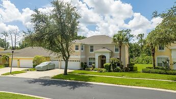 Enjoy Your own Water Slide and Free Pool Heat if you Stay in November