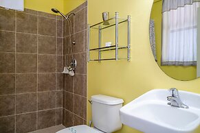 Enjoy Your own Water Slide and Free Pool Heat if you Stay in November